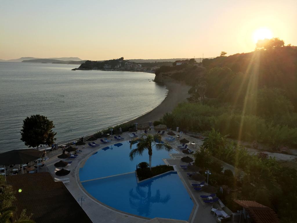Hotel Golden Sun Финикунда Экстерьер фото